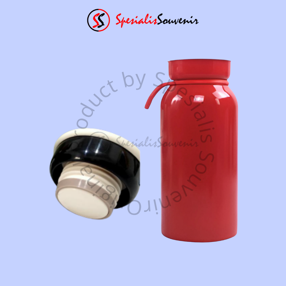 cetak-tumbler-custom Souvenir tumbler custom dengan desain nama dan logo brand yang dicetak grafir untuk keperluan promosi perusahaan.