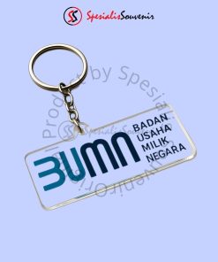 Gantungan kunci akrilik Jogja dengan cetak rapi dan bahan bening untuk souvenir dan promosi.